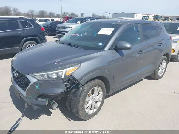 KM8J2CA49KU907189 2019 HYUNDAI TUCSON - Image 2