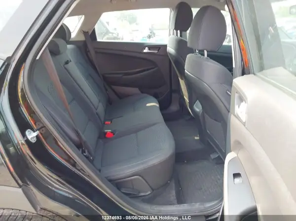 KM8J2CA49KU909508 2019 HYUNDAI TUCSON - Image 8