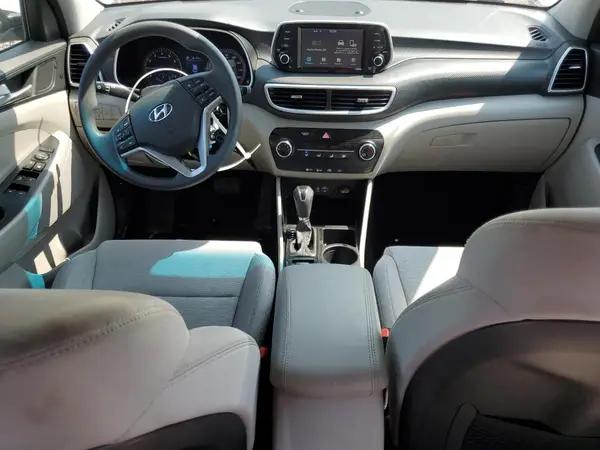 KM8J2CA49KU925742 2019 HYUNDAI TUCSON - Image 8