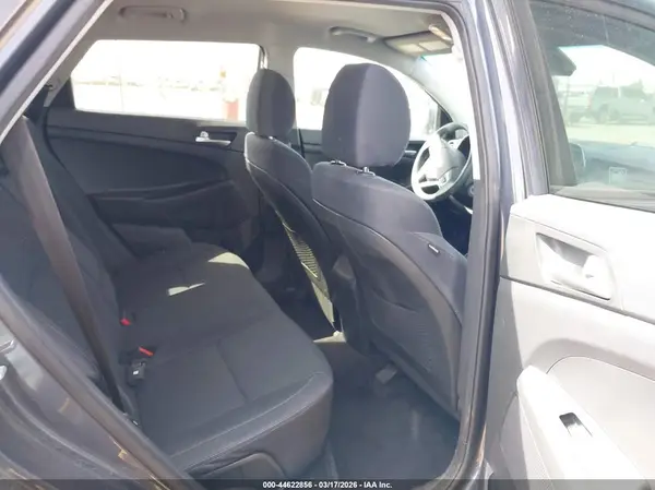 KM8J2CA49KU950463 2019 HYUNDAI TUCSON - Image 8