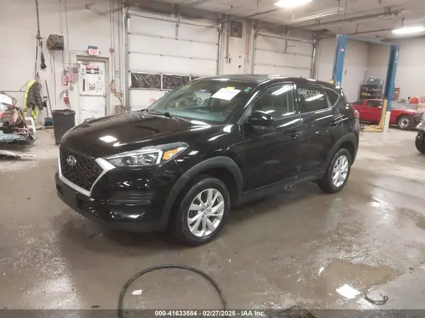 KM8J2CA49KU952259 2019 HYUNDAI TUCSON - Image 2