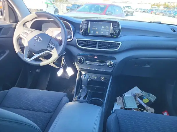 KM8J2CA49KU966114 2019 HYUNDAI TUCSON - Image 8