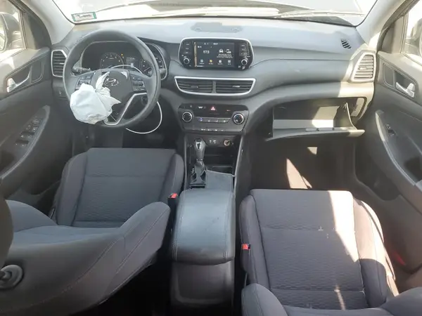 KM8J2CA49KU978621 2019 HYUNDAI TUCSON - Image 8