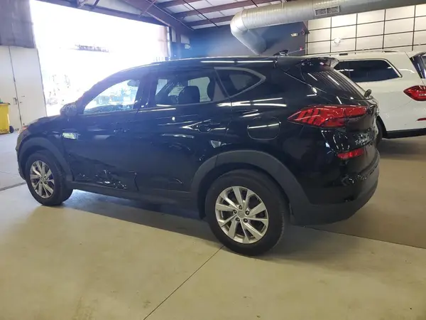 KM8J2CA49KU978912 2019 HYUNDAI TUCSON - Image 2