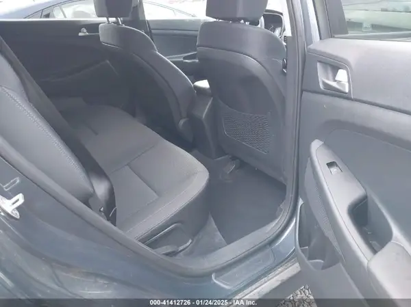 KM8J2CA49KU990543 2019 HYUNDAI TUCSON - Image 8
