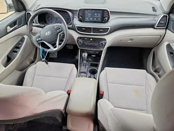 KM8J2CA49LU110068 2020 HYUNDAI TUCSON - Image 8