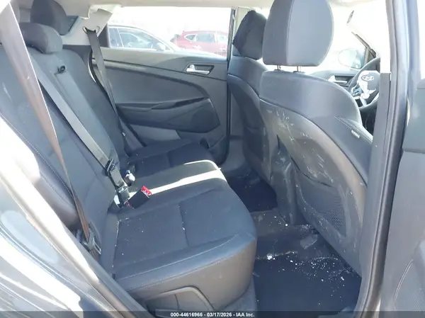 KM8J2CA49LU149825 2020 HYUNDAI TUCSON - Image 8