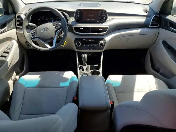 KM8J2CA49LU205472 2020 HYUNDAI TUCSON - Image 8