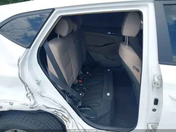 KM8J2CA49MU285809 2021 HYUNDAI TUCSON - Image 8