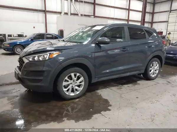 KM8J2CA49MU304715 2021 HYUNDAI TUCSON - Image 2