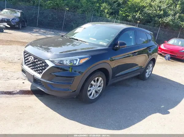 KM8J2CA49MU335074 2021 HYUNDAI TUCSON - Image 2