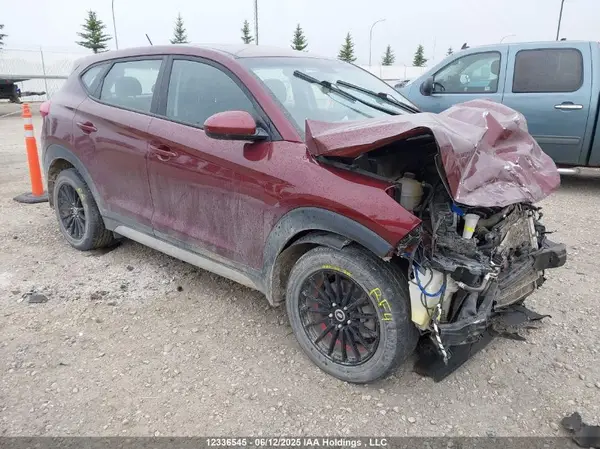 KM8J2CA4XJU620765 2018 HYUNDAI TUCSON - Image 1