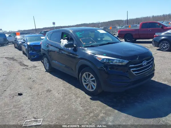KM8J2CA4XJU637114 2018 HYUNDAI TUCSON - Image 1