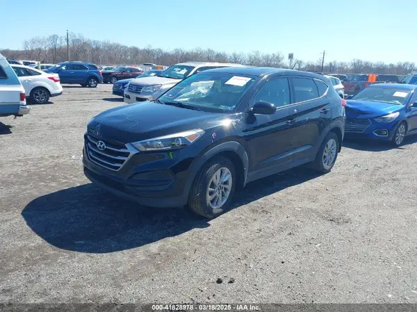 KM8J2CA4XJU637114 2018 HYUNDAI TUCSON - Image 2