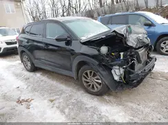 KM8J2CA4XJU662644 2018 HYUNDAI TUCSON