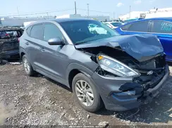 KM8J2CA4XJU701264 2018 HYUNDAI TUCSON
