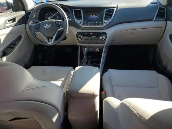 KM8J2CA4XJU703984 2018 HYUNDAI TUCSON - Image 8