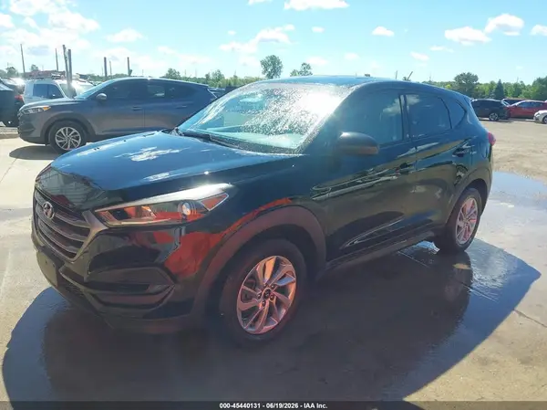 KM8J2CA4XJU719179 2018 HYUNDAI TUCSON - Image 2
