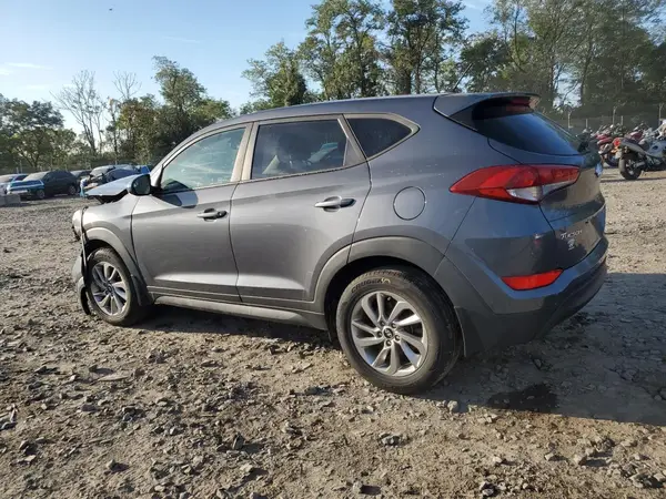 KM8J2CA4XJU760895 2018 HYUNDAI TUCSON - Image 2