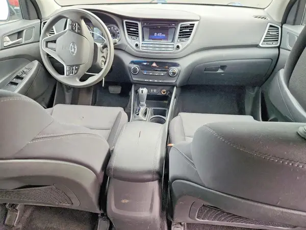 KM8J2CA4XJU768303 2018 HYUNDAI TUCSON - Image 8