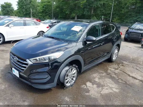 KM8J2CA4XJU803972 2018 HYUNDAI TUCSON - Image 2