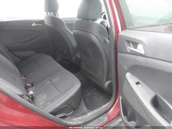 KM8J2CA4XKU015100 2019 HYUNDAI TUCSON - Image 8