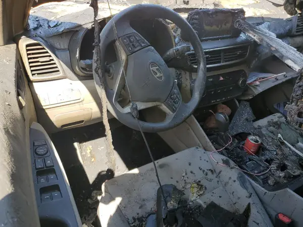 KM8J2CA4XKU031586 2019 HYUNDAI TUCSON - Image 8
