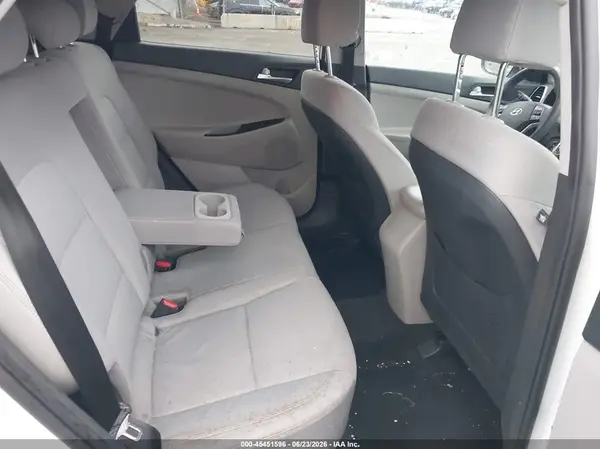 KM8J2CA4XKU044550 2019 HYUNDAI TUCSON - Image 8