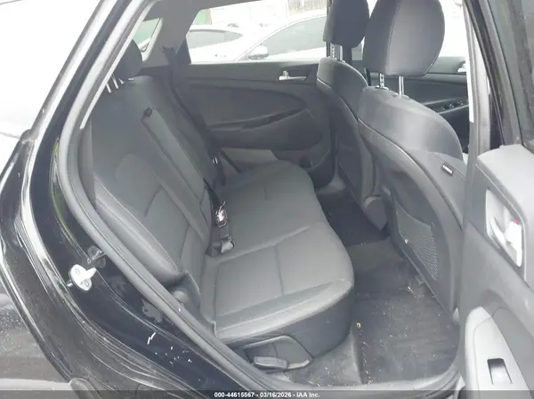 KM8J2CA4XKU065785 2019 HYUNDAI TUCSON - Image 8