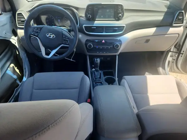KM8J2CA4XKU072722 2019 HYUNDAI TUCSON - Image 8