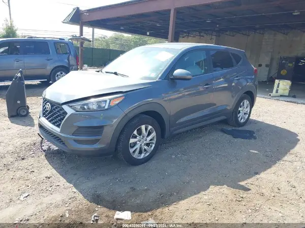 KM8J2CA4XKU075779 2019 HYUNDAI TUCSON - Image 2