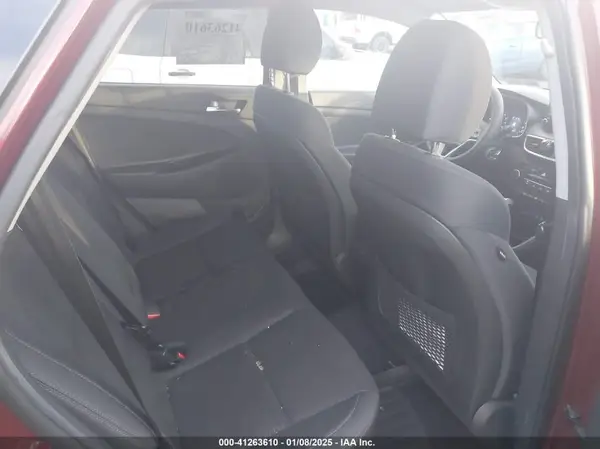 KM8J2CA4XKU079959 2019 HYUNDAI TUCSON - Image 8