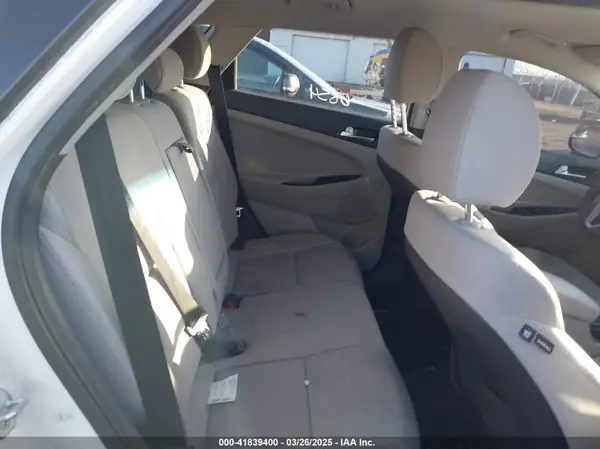 KM8J2CA4XKU843552 2019 HYUNDAI TUCSON - Image 8