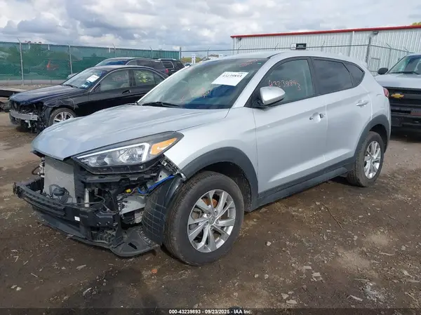 KM8J2CA4XKU851067 2019 HYUNDAI TUCSON - Image 2