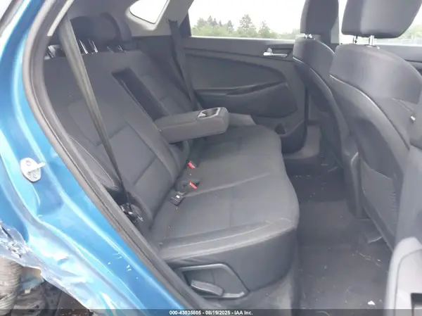 KM8J2CA4XKU858830 2019 HYUNDAI TUCSON - Image 8