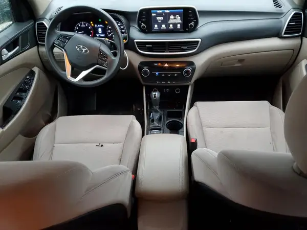 KM8J2CA4XKU869150 2019 HYUNDAI TUCSON - Image 8
