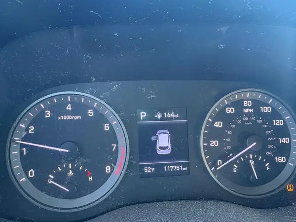 KM8J2CA4XKU887163 2019 HYUNDAI TUCSON - Image 8
