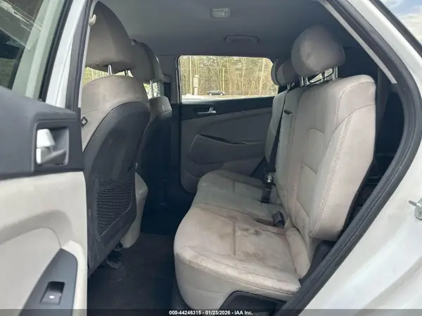 KM8J2CA4XKU986212 2019 HYUNDAI TUCSON - Image 8