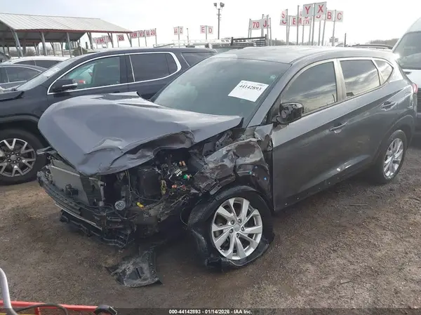 KM8J2CA4XKU987828 2019 HYUNDAI TUCSON - Image 2
