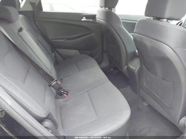 KM8J2CA4XLU136887 2020 HYUNDAI TUCSON - Image 8