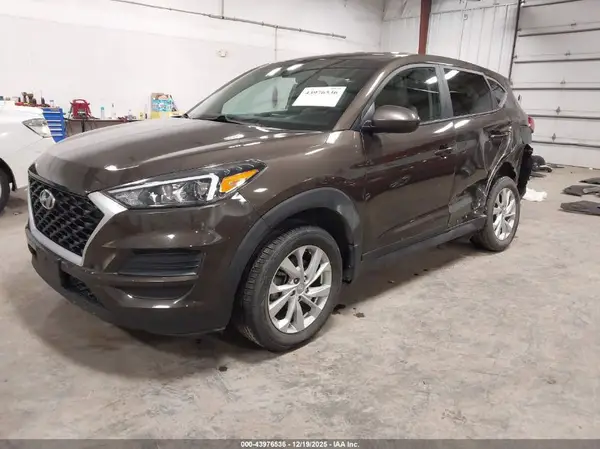 KM8J2CA4XLU158937 2020 HYUNDAI TUCSON - Image 2