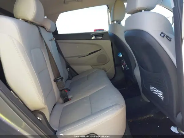 KM8J2CA4XLU181179 2020 HYUNDAI TUCSON - Image 8