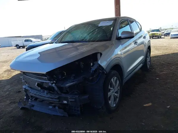 KM8J2CA4XLU194286 2020 HYUNDAI TUCSON - Image 2
