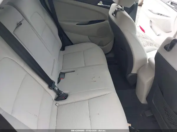 KM8J2CA4XLU227187 2020 HYUNDAI TUCSON - Image 8