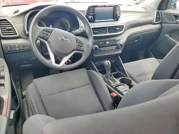 KM8J2CA4XMU288945 2021 HYUNDAI TUCSON - Image 8
