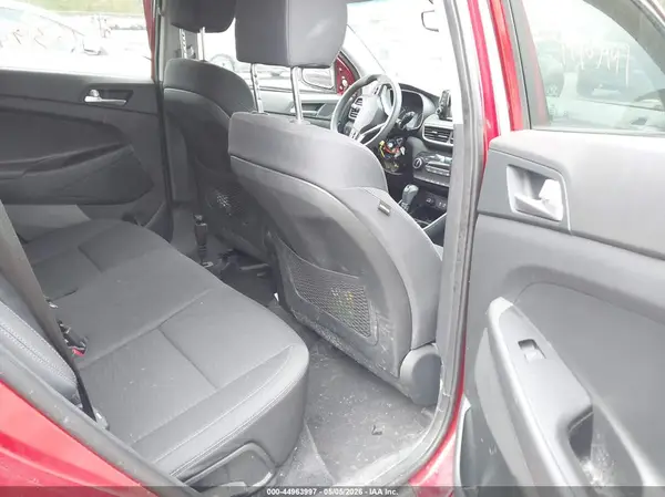 KM8J2CA4XMU330935 2021 HYUNDAI TUCSON - Image 8