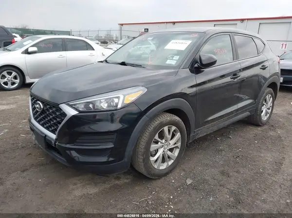 KM8J2CA4XMU370769 2021 HYUNDAI TUCSON - Image 2
