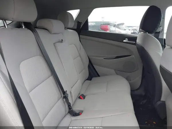 KM8J2CA4XMU395901 2021 HYUNDAI TUCSON - Image 8