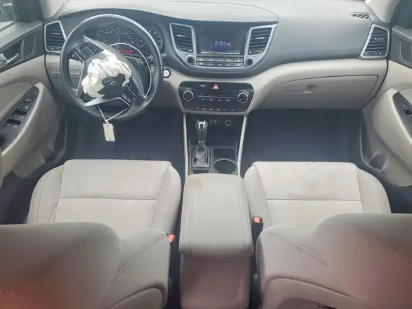 KM8J33A20GU024911 2016 HYUNDAI TUCSON - Image 8