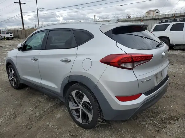 KM8J33A20GU029980 2016 HYUNDAI TUCSON - Image 2